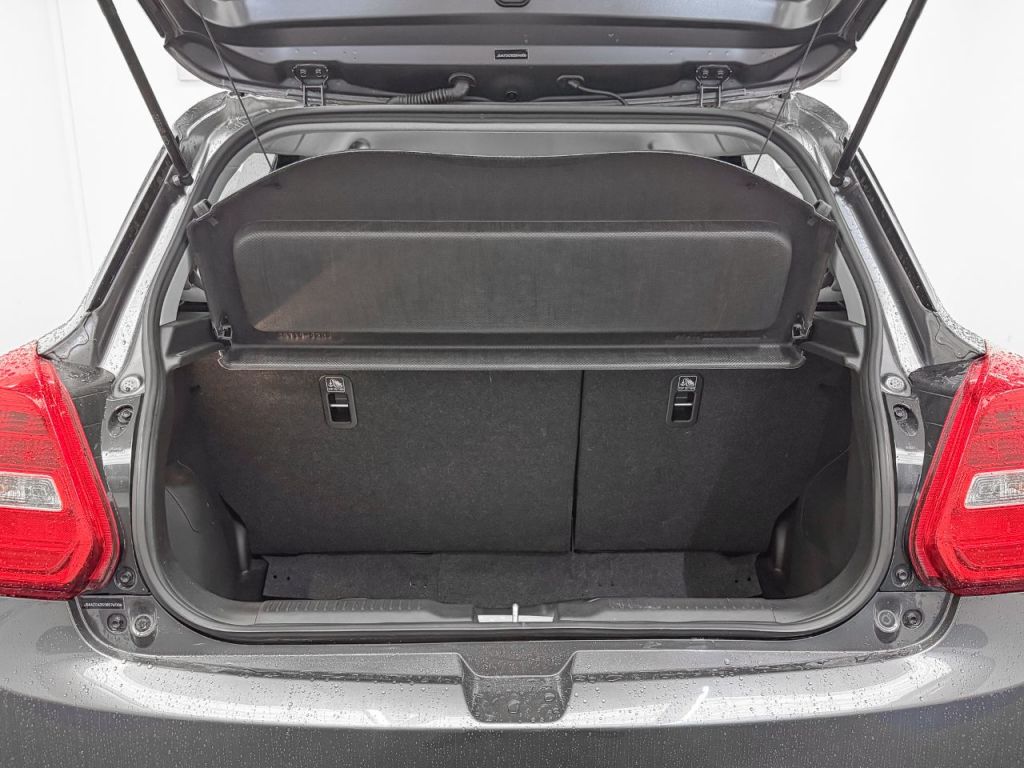 Used Suzuki Swift 2023 for sale - 77349870: Photo 11