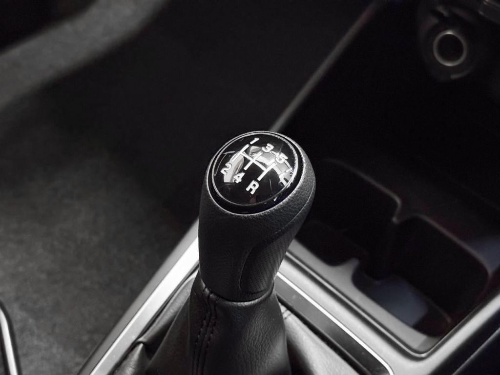 Used Suzuki Swift 2023 for sale - 77349888: Photo 13