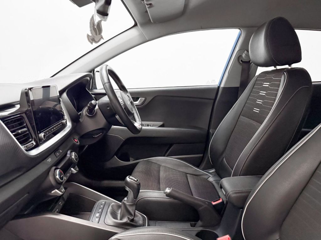 Used Kia Stonic 2022 for sale - 77349897: Photo 9