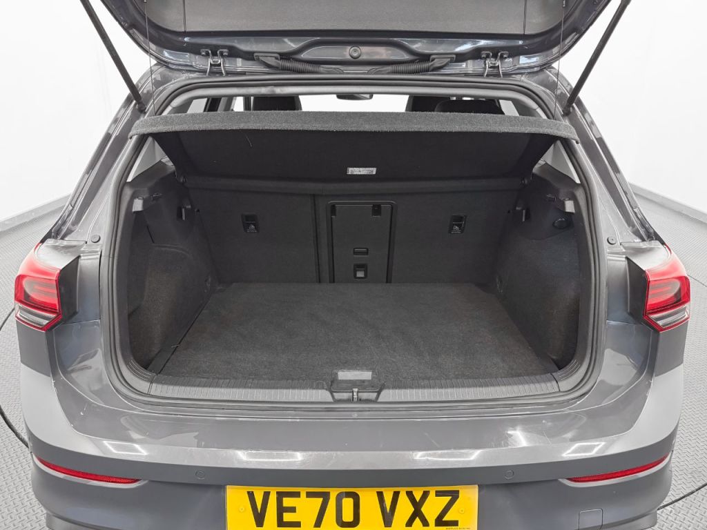 Used Volkswagen Golf 2021 for sale - 77349883: Photo 11