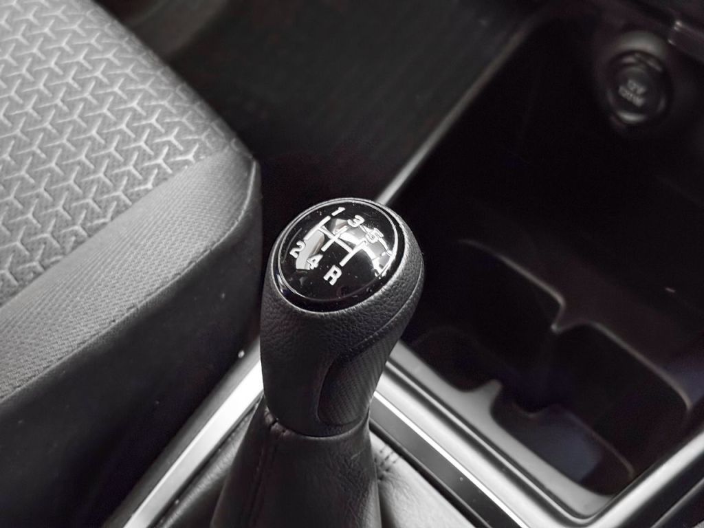 Used Suzuki Swift 2023 for sale - 77349876: Photo 13