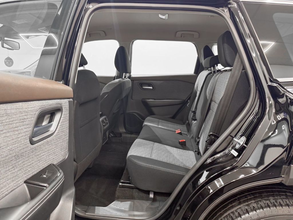 Used Nissan X-Trail 2024 for sale - 77349917: Photo 10