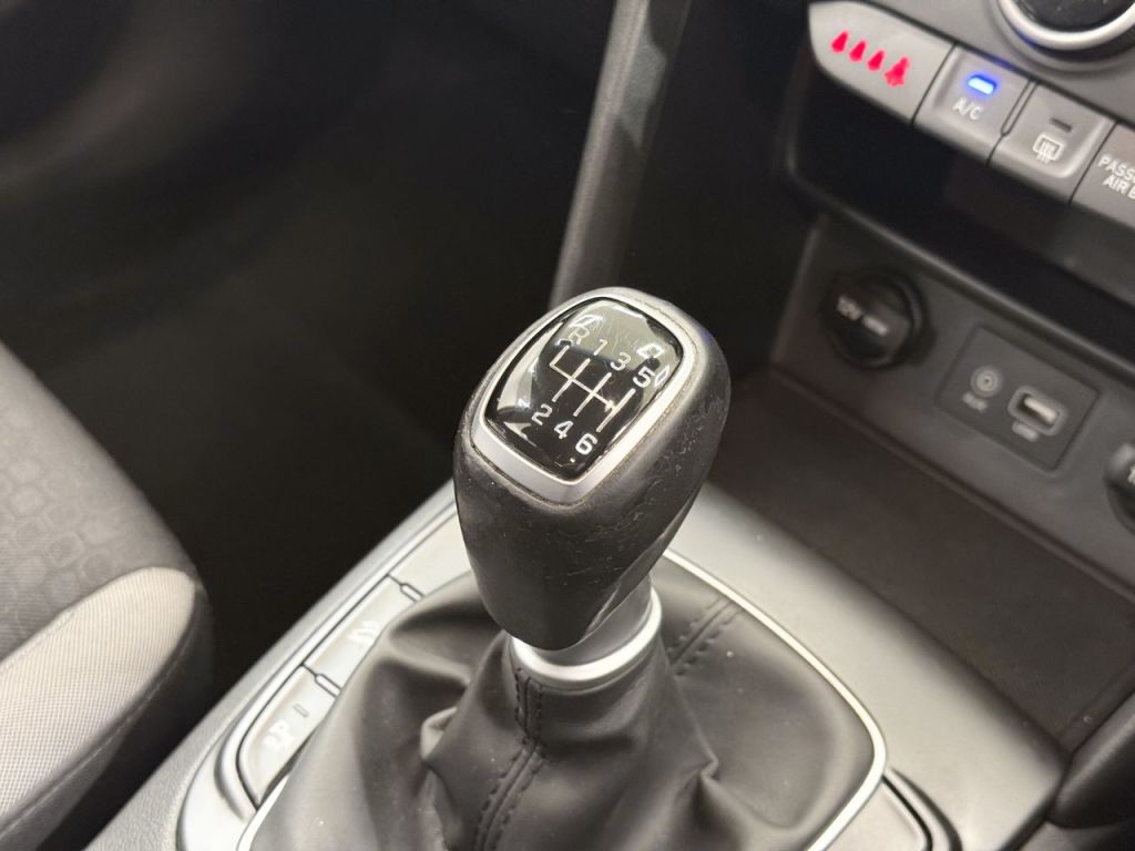 Used Hyundai KONA 2018 for sale - 77349895: Photo 13