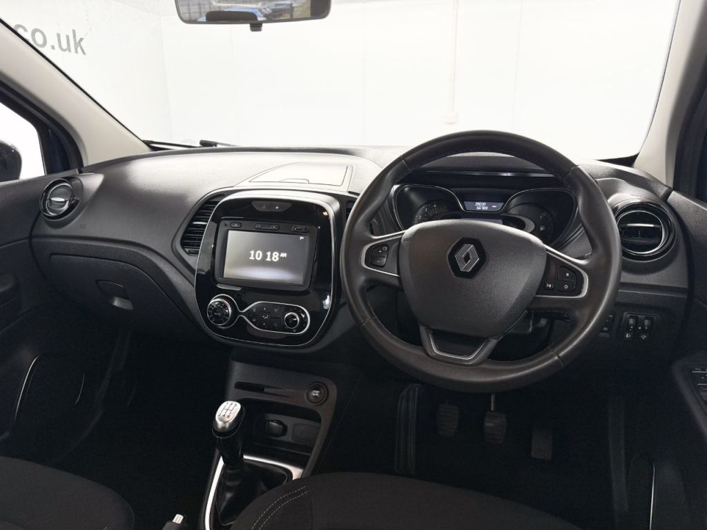 Used Renault Captur 2019 for sale - 77904575: Photo 2