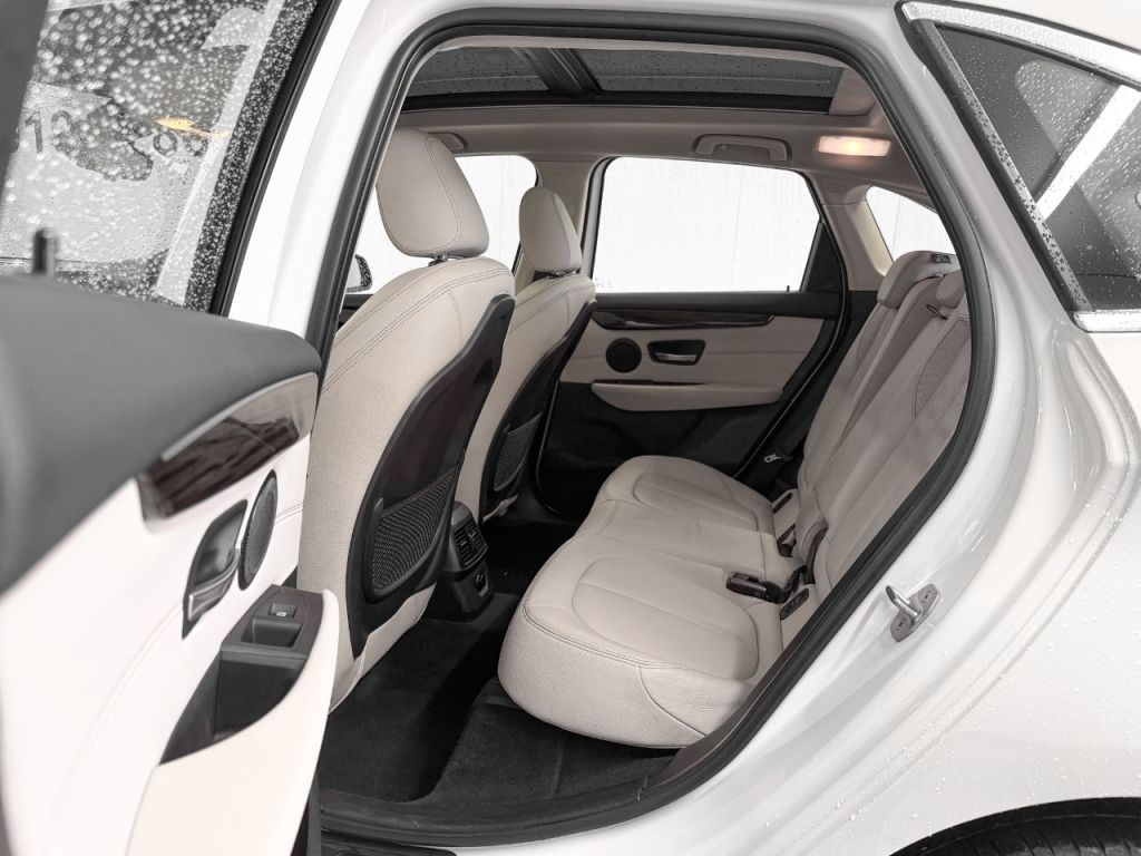 Used BMW 2 Series 2018 for sale - 77779557: Photo 8