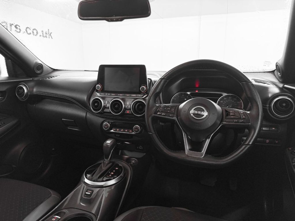 Used Nissan Juke 2023 for sale - 77666075: Photo 2