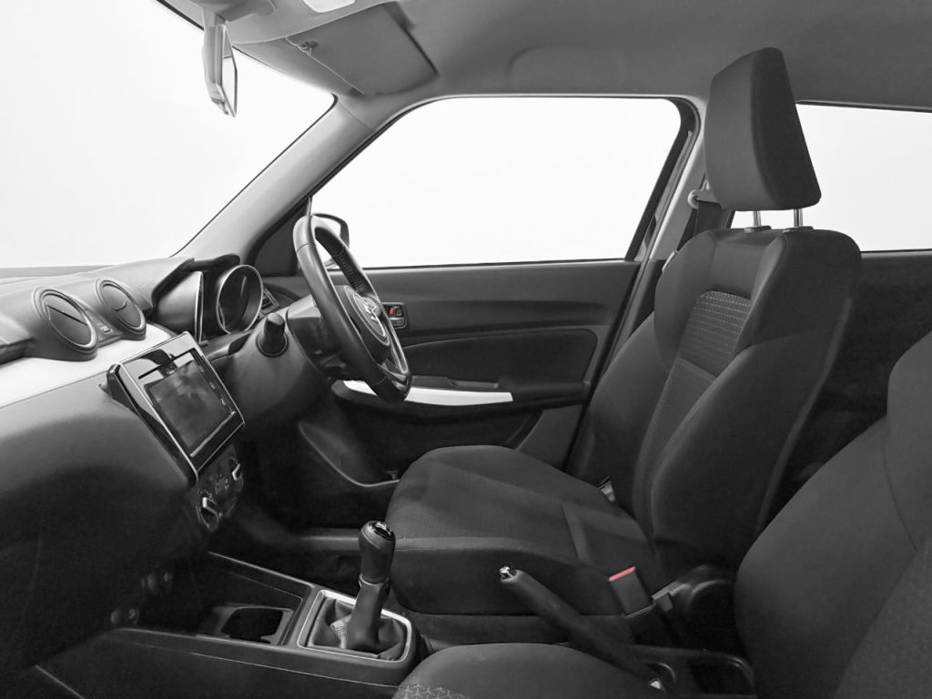 Used Suzuki Swift 2023 for sale - 77349885: Photo 9