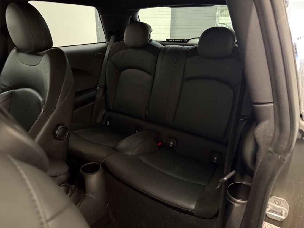 Used MINI Hatch 2019 for sale - 77349884: Photo 10