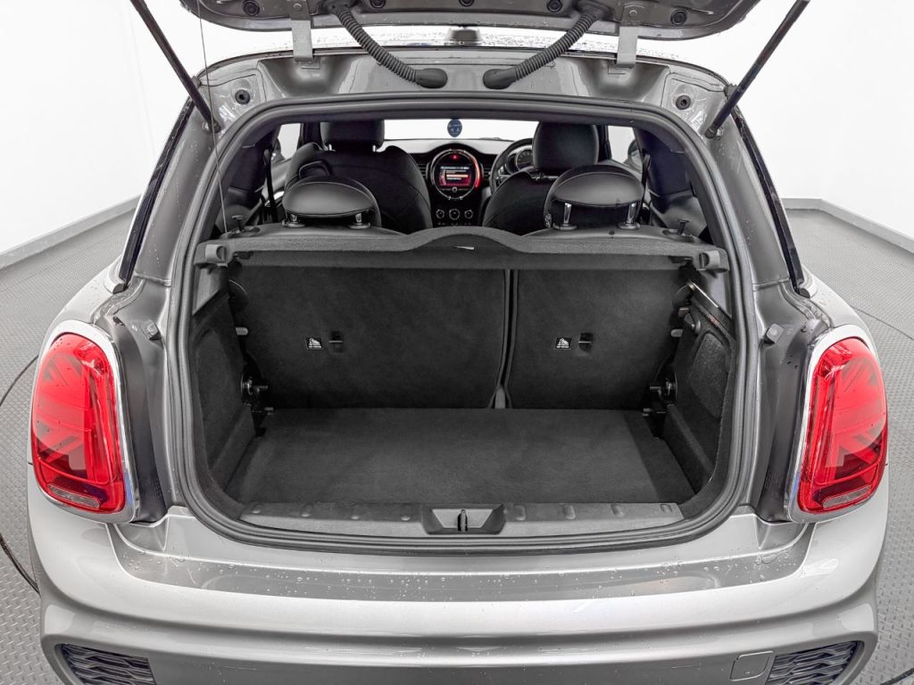 Used MINI Hatch 2019 for sale - 77349884: Photo 11