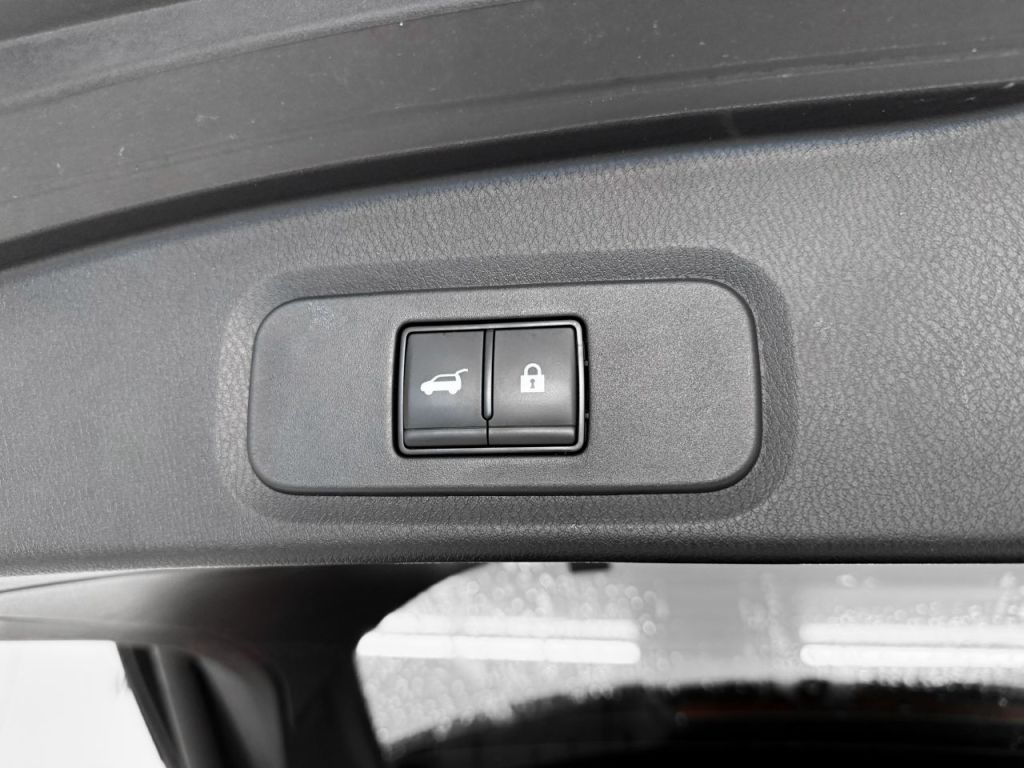 Used Nissan Qashqai 2023 for sale - 77378868: Photo 12