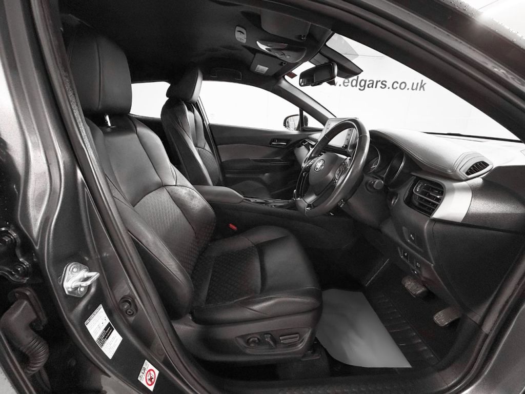 Used Toyota C-HR 2020 for sale - 77641883: Photo 10