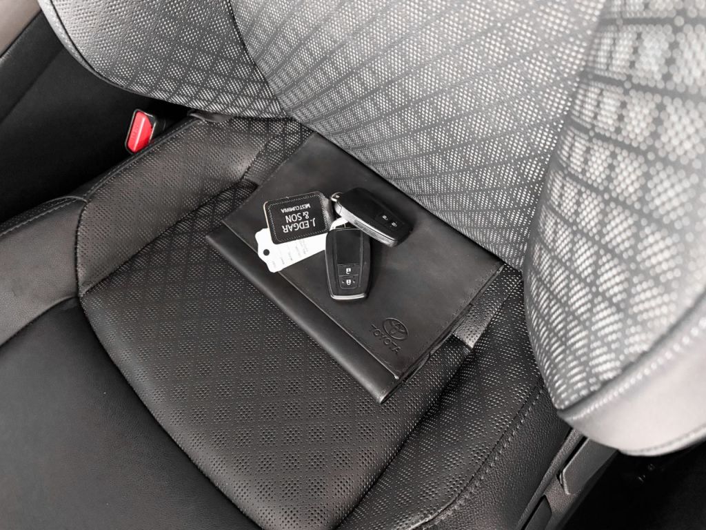 Used Toyota C-HR 2020 for sale - 77641883: Photo 13