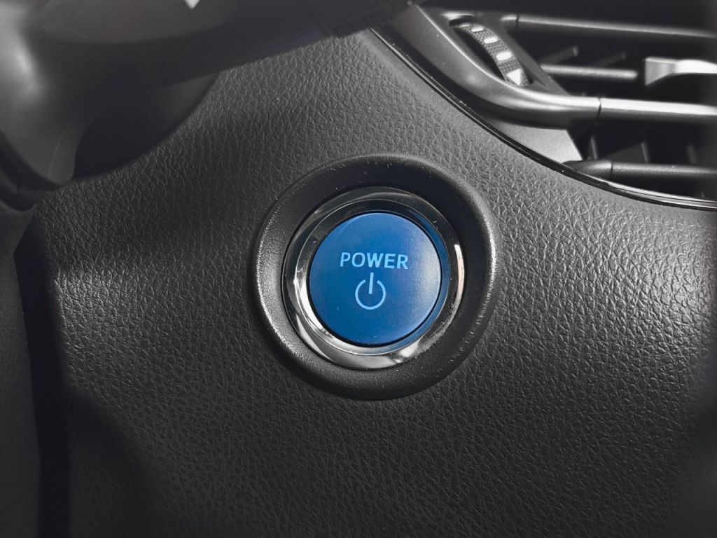 Used Toyota C-HR 2020 for sale - 77641883: Photo 20