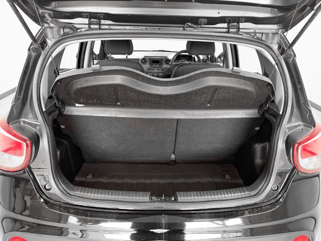 Used Hyundai i10 2018 for sale - 77904579: Photo 10