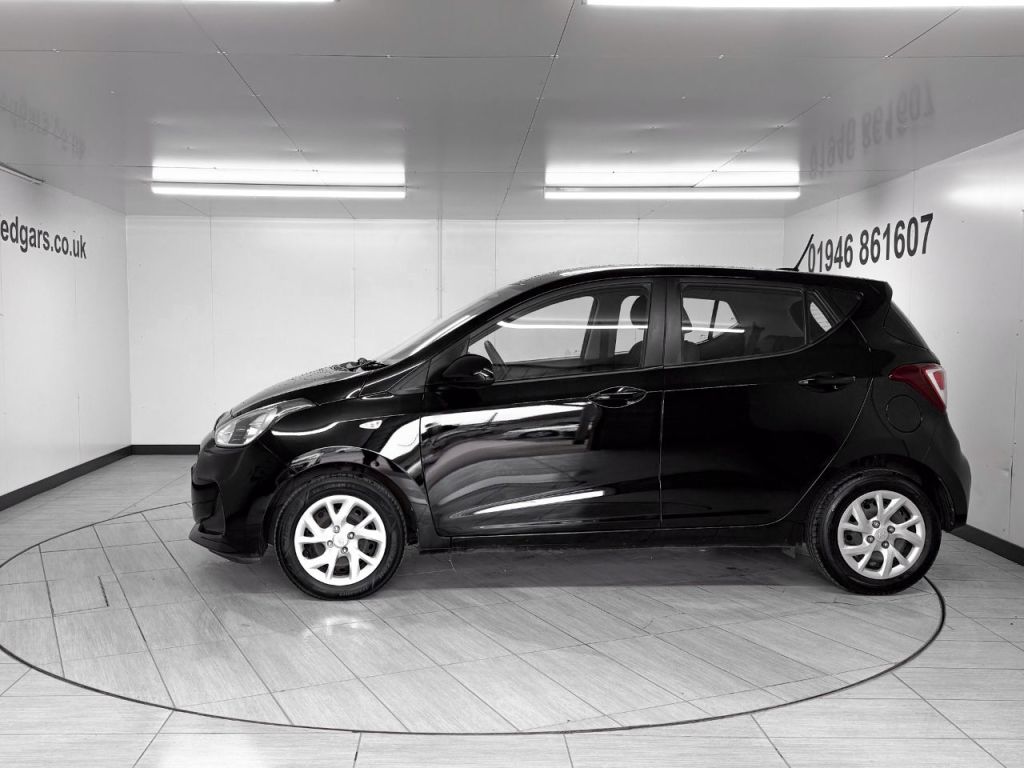 Used Hyundai i10 2018 for sale - 77904579: Photo 14