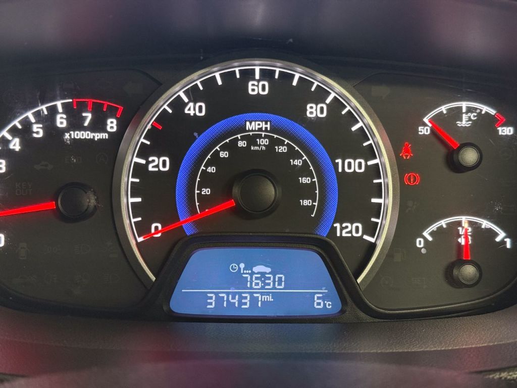 Used Hyundai i10 2018 for sale - 77904579: Photo 18