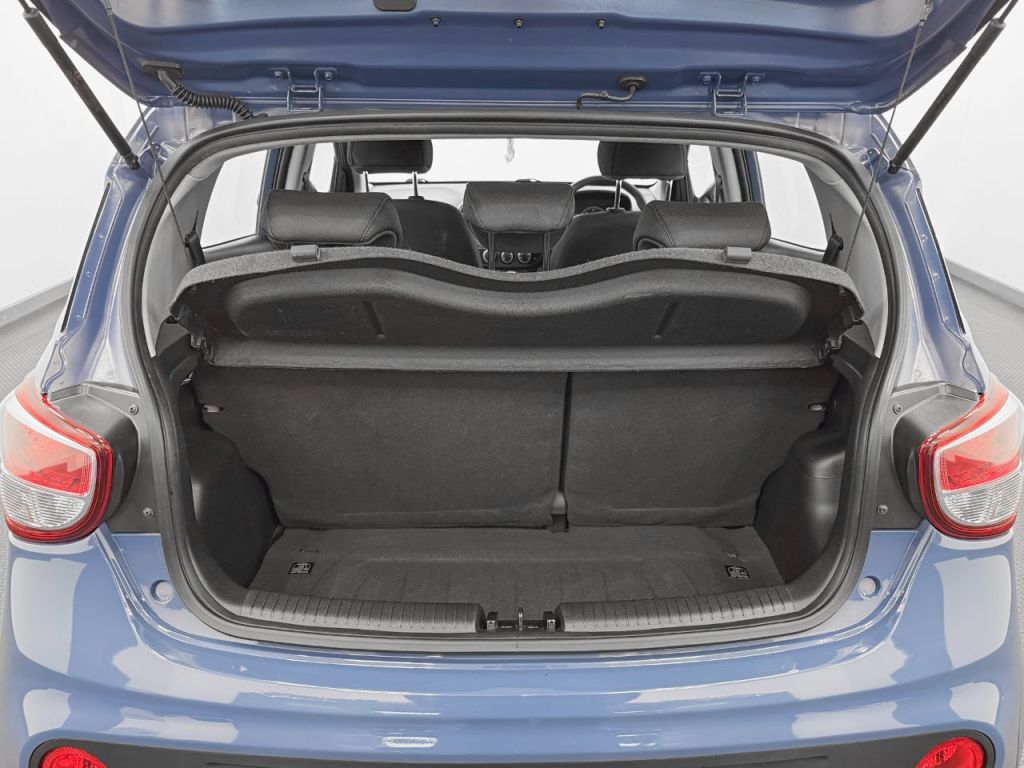 Used Hyundai i10 2018 for sale - 77349914: Photo 11