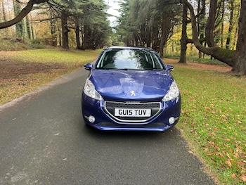 Used Peugeot 208 2015 for sale - 76785486: Photo