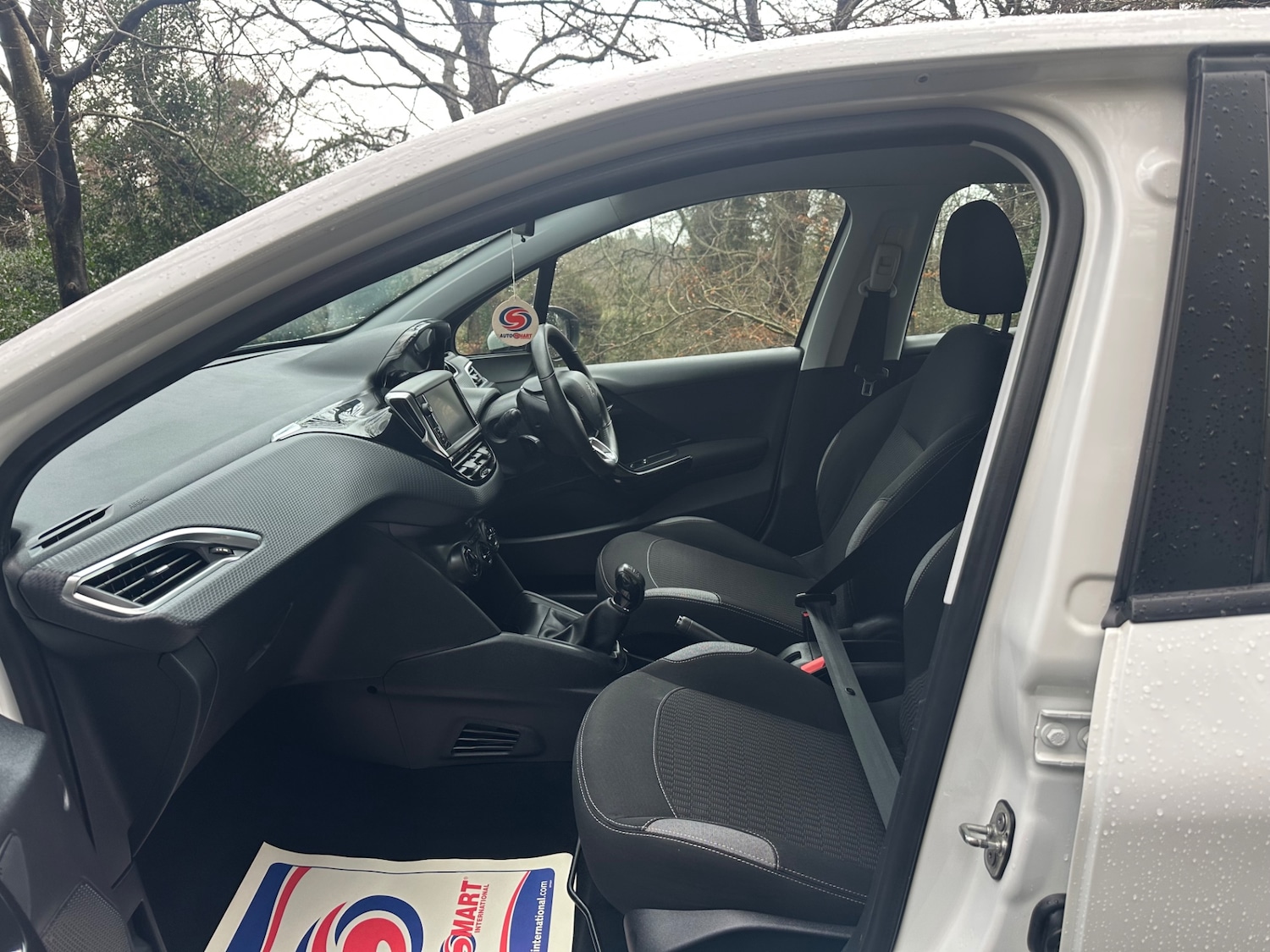 Used Peugeot 208 2016 for sale - 77337037: Photo 14