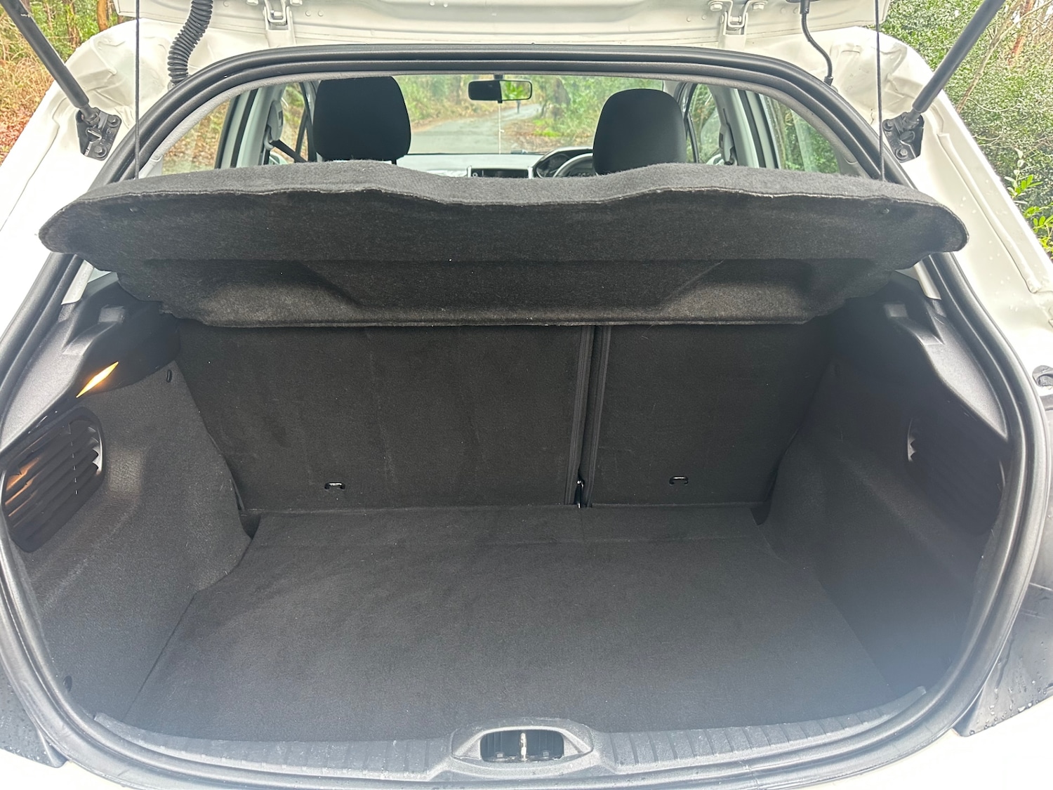 Used Peugeot 208 2016 for sale - 77337037: Photo 16