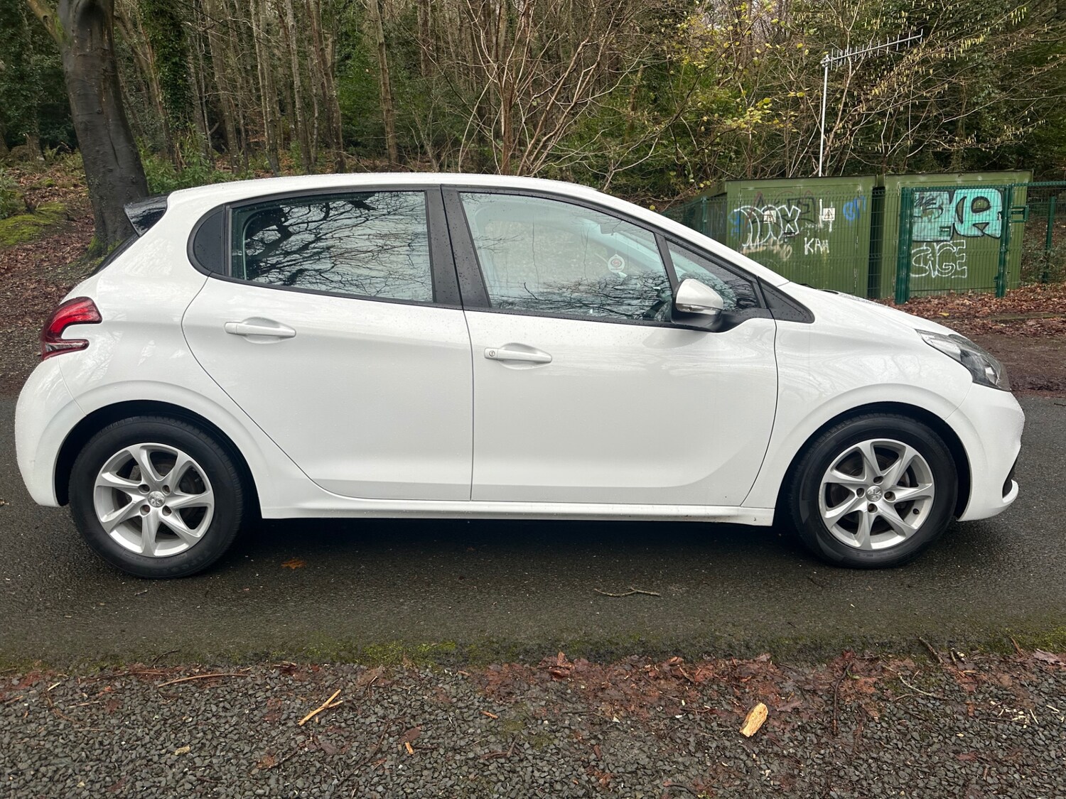 Used Peugeot 208 2016 for sale - 77337037: Photo 18