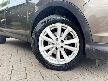 Used Nissan Qashqai 2015 for sale - 79011026: Photo