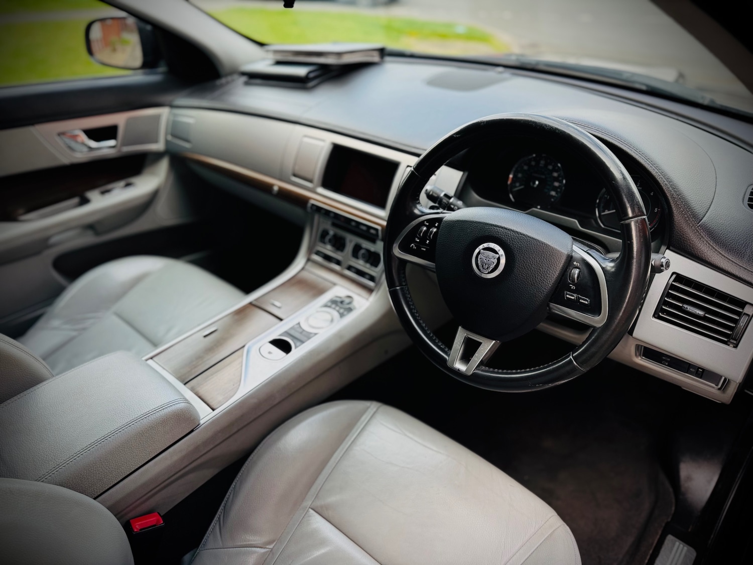 Used Jaguar XF 2012 for sale - 78183082: Photo 13