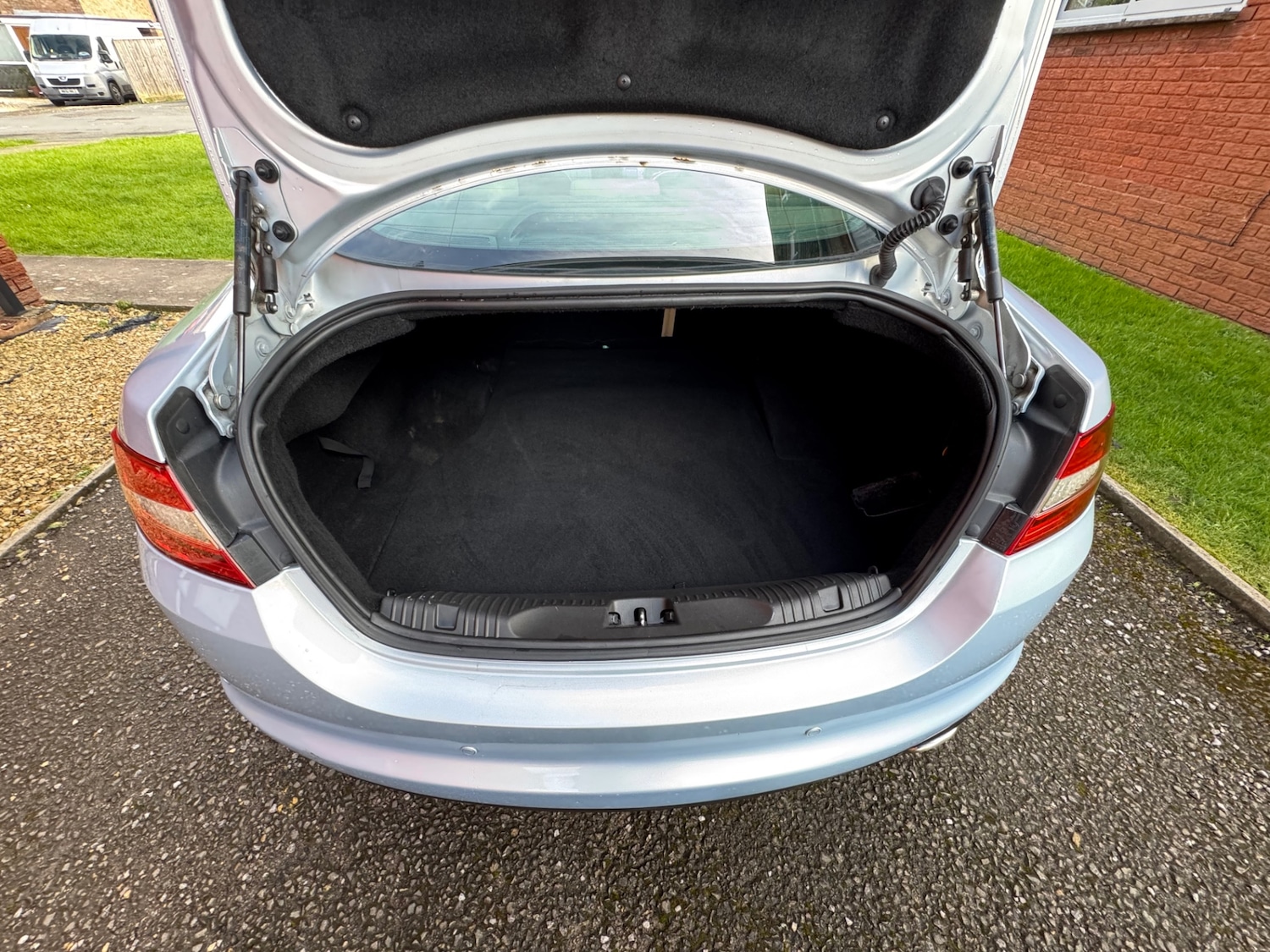 Used Jaguar XF 2014 for sale - 77973051: Photo 4