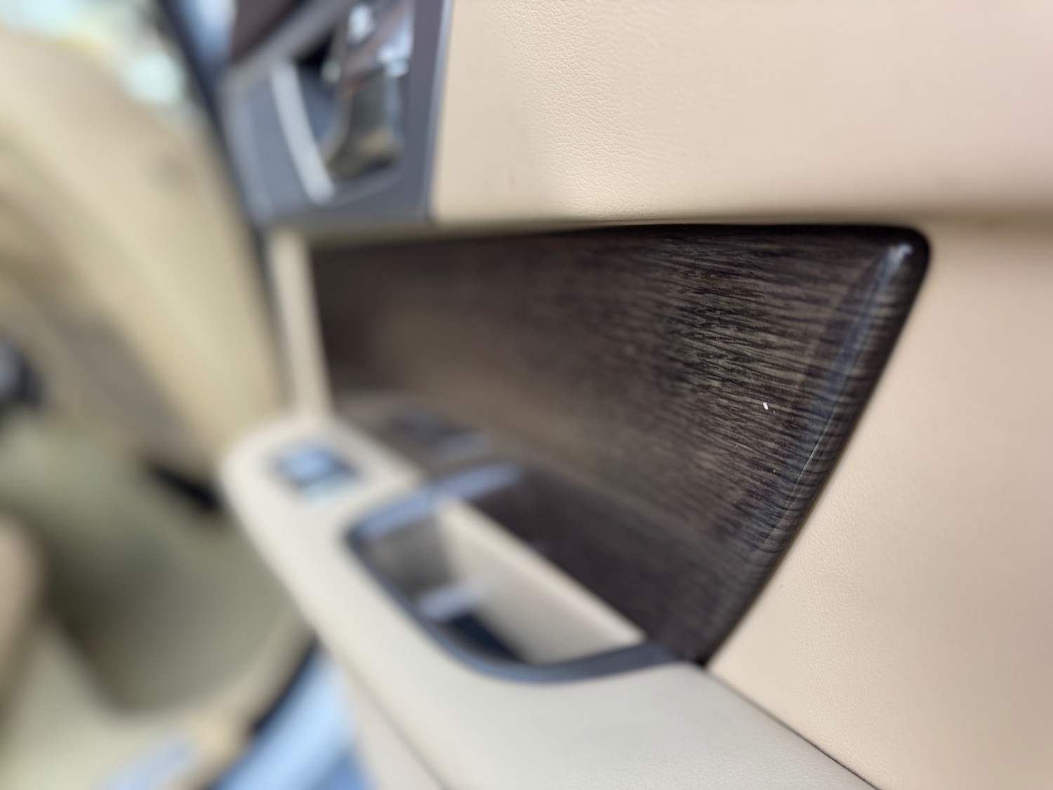 Used Jaguar XF 2014 for sale - 77973051: Photo 5