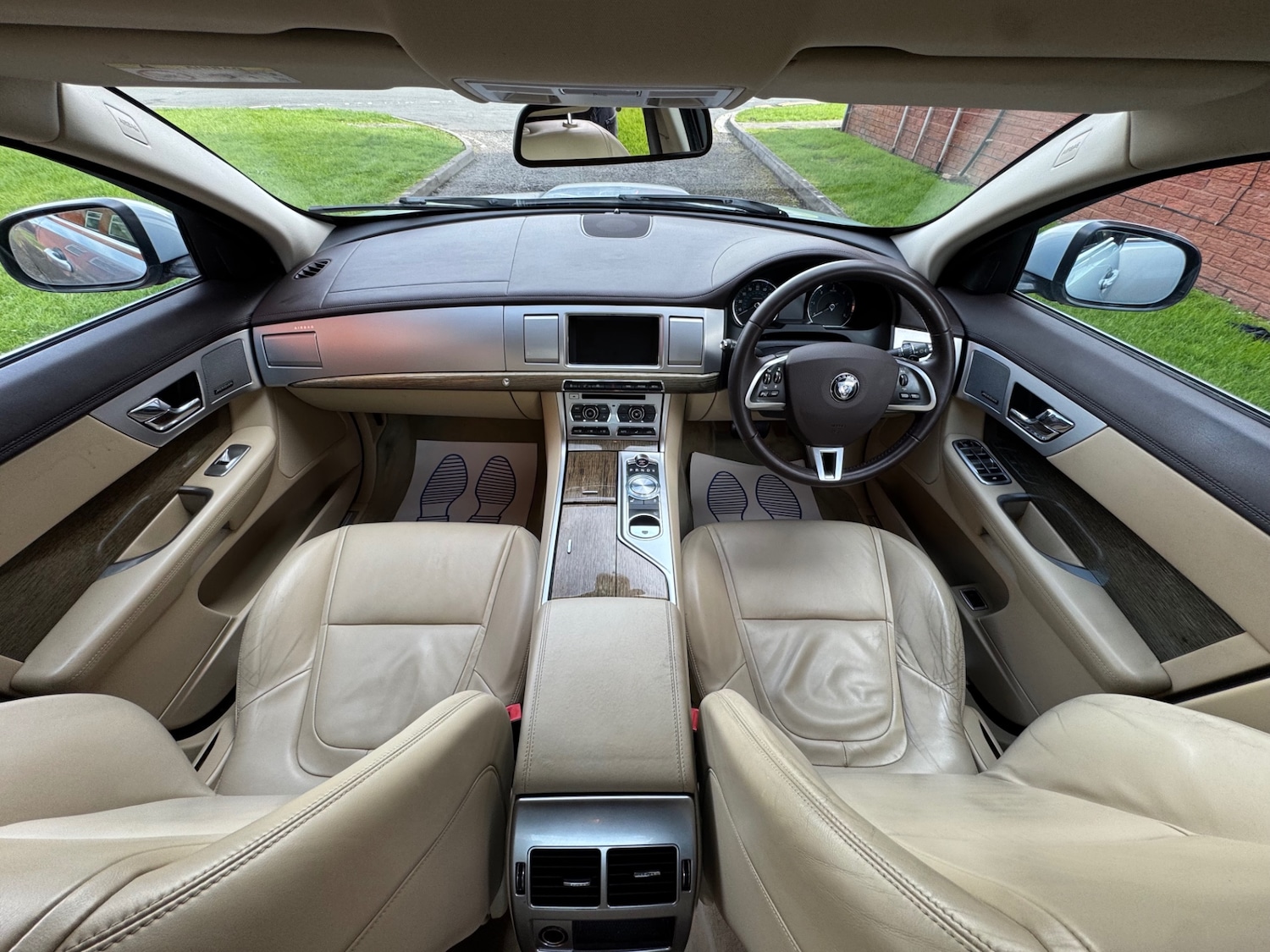 Used Jaguar XF 2014 for sale - 77973051: Photo 8