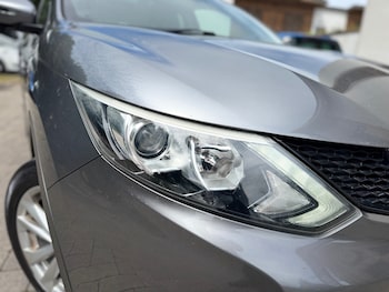 Used Nissan Qashqai 2015 for sale - 79025579: Photo