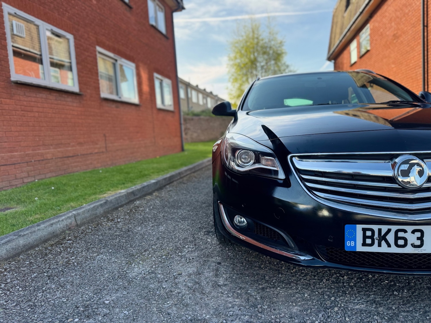 Used Vauxhall Insignia 2013 for sale - 78064598: Photo 2