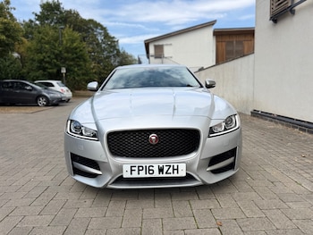 Used Jaguar XF 2016 for sale - 79620805: Photo