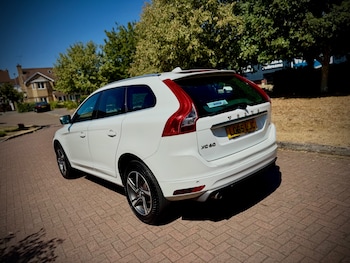 Used Volvo XC60 2015 for sale - 79490725: Photo