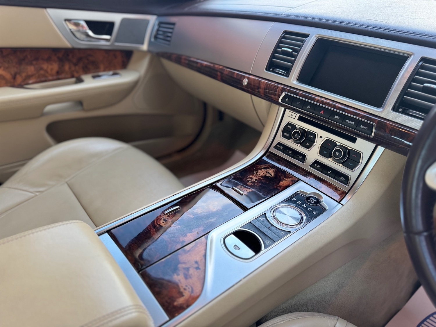 Used Jaguar XF 2012 for sale - 77973002: Photo 22