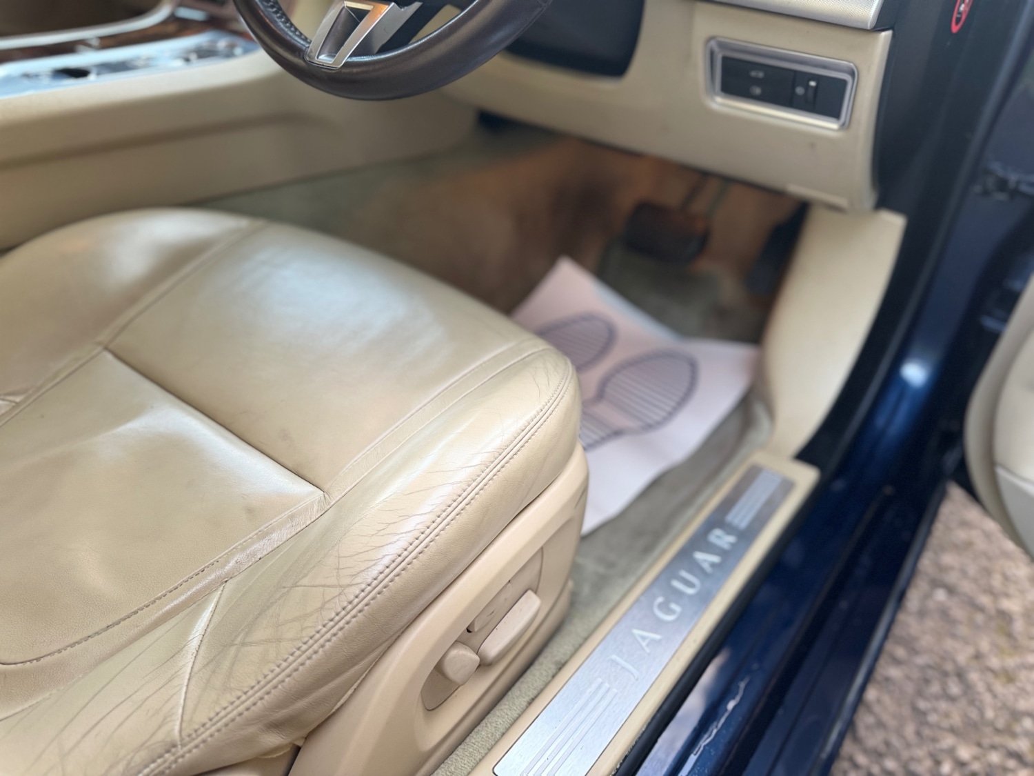 Used Jaguar XF 2012 for sale - 77973002: Photo 23