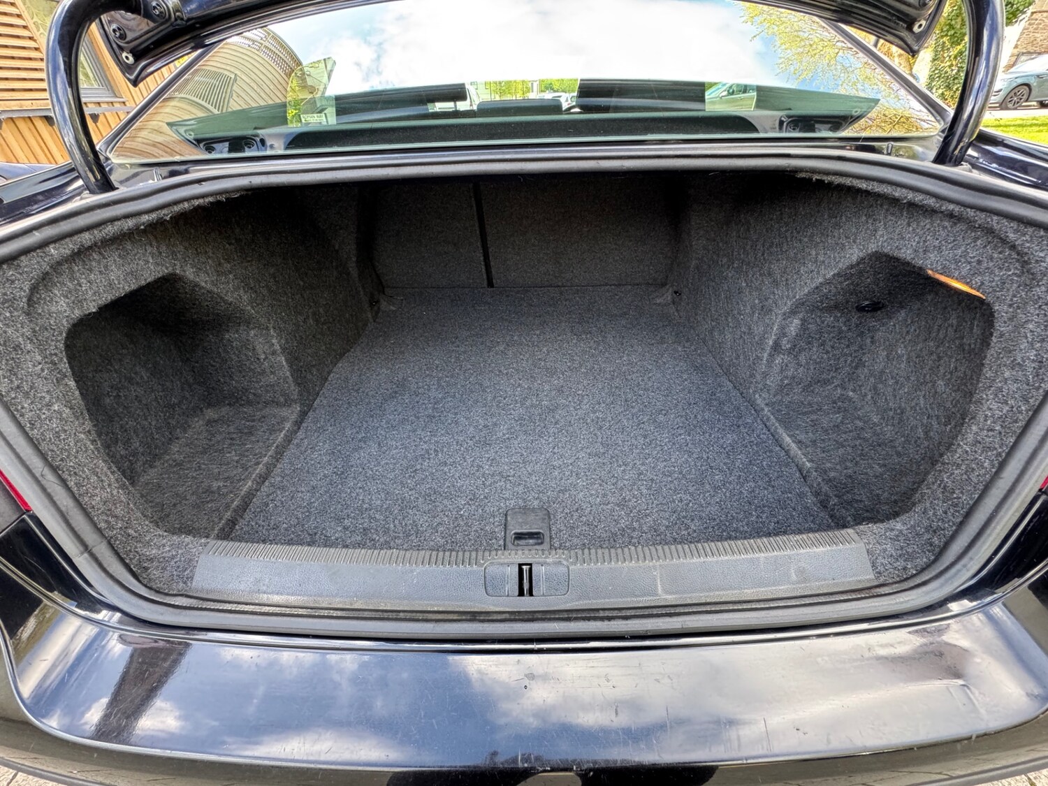 Used Volkswagen Passat 2010 for sale - 78219173: Photo 29