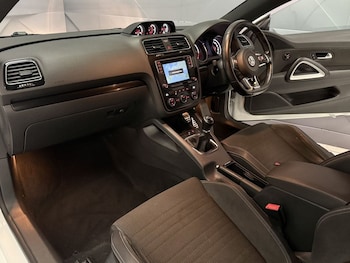 Used Volkswagen Scirocco 2015 for sale - 78583435: Photo