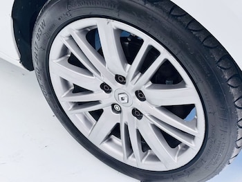 Used Renault Megane 2015 for sale - 77919623: Photo