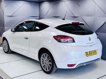 Used Renault Megane 2015 for sale - 77919623: Photo