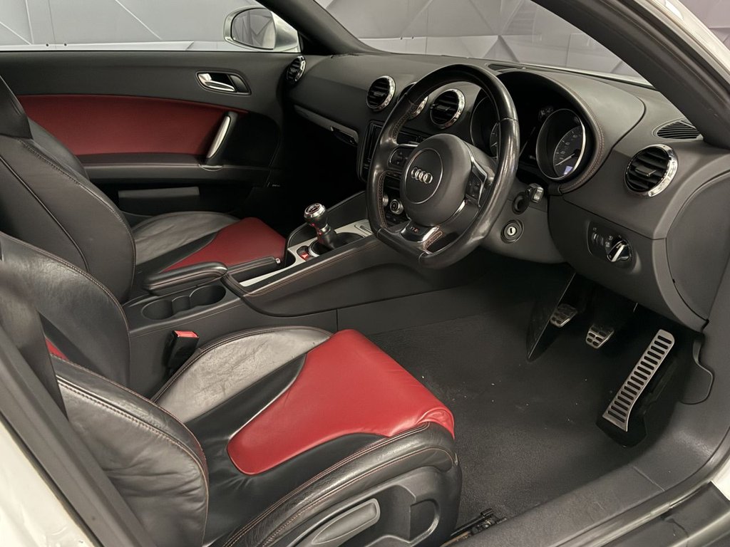 Used Audi TT 2011 for sale - 77885018: Photo 14