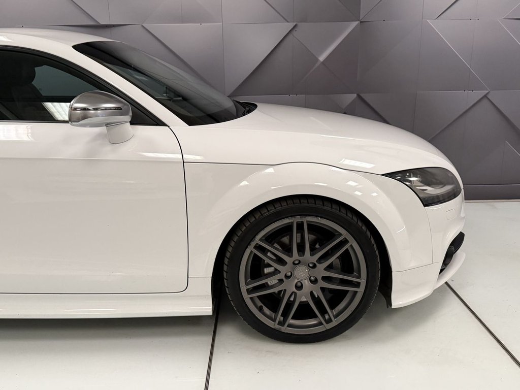 Used Audi TT 2011 for sale - 77885018: Photo 18