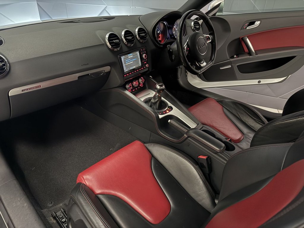 Used Audi TT 2011 for sale - 77885018: Photo 3