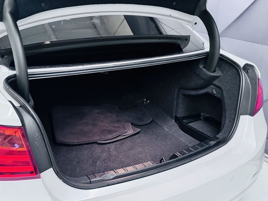 Used BMW 3 Series 2014 for sale - 77733928: Photo 26