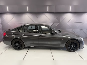 Used BMW 3 Series 2017 for sale - 79427663: Photo