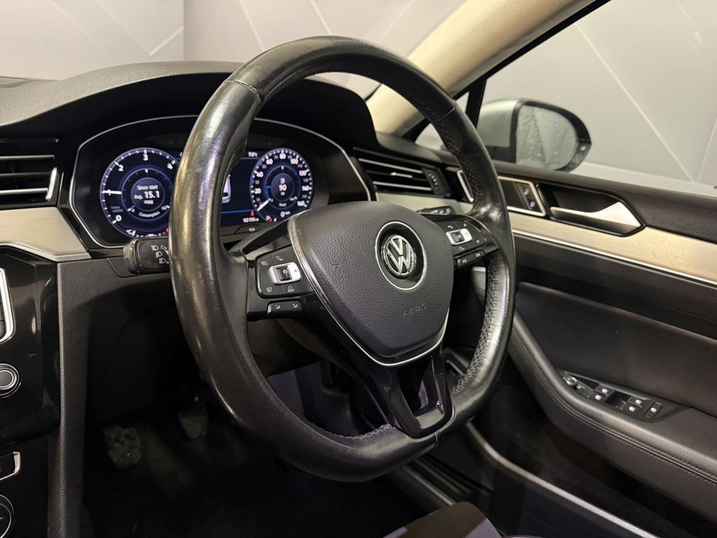 Used Volkswagen Passat 2017 for sale - 77512050: Photo 17