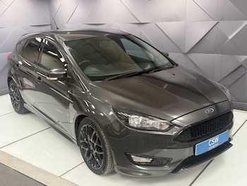 Used Ford Focus 2017 for sale - 79384700: Photo