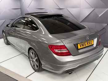 Used Mercedes-Benz C Class 2015 for sale - 78468723: Photo