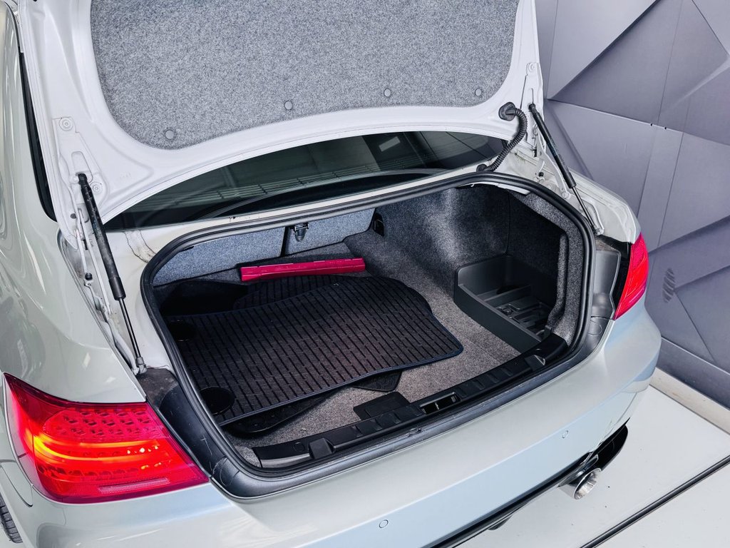 Used BMW 3 Series 2012 for sale - 77967358: Photo 26