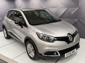 Used Renault Captur 2016 for sale - 78896400: Photo